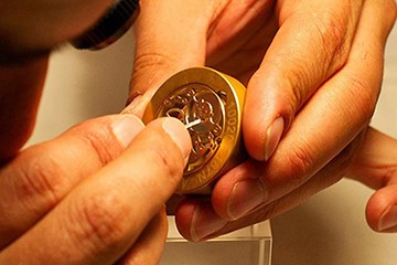 沈阳欧米茄表更换电池